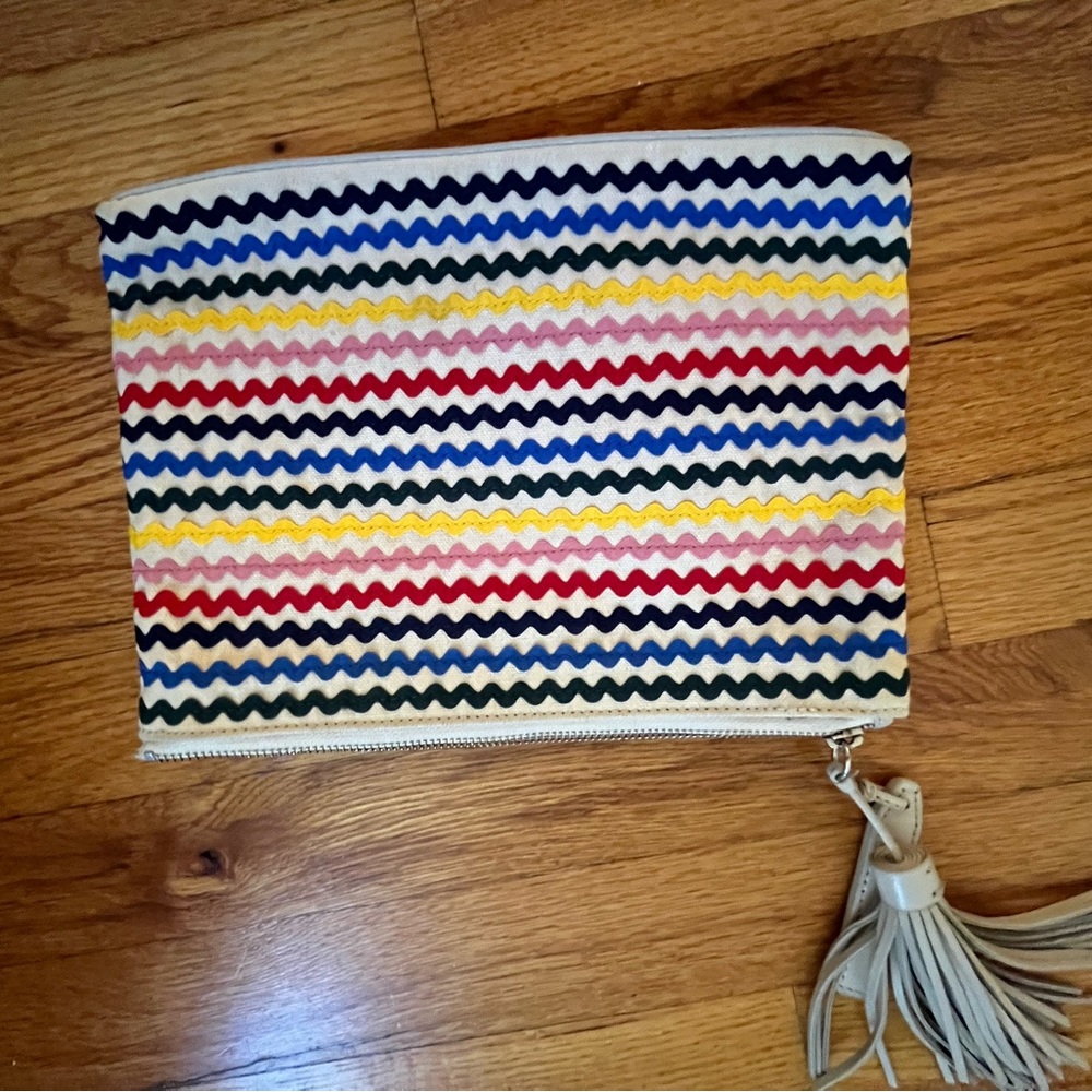 Loeffler Randall clutch